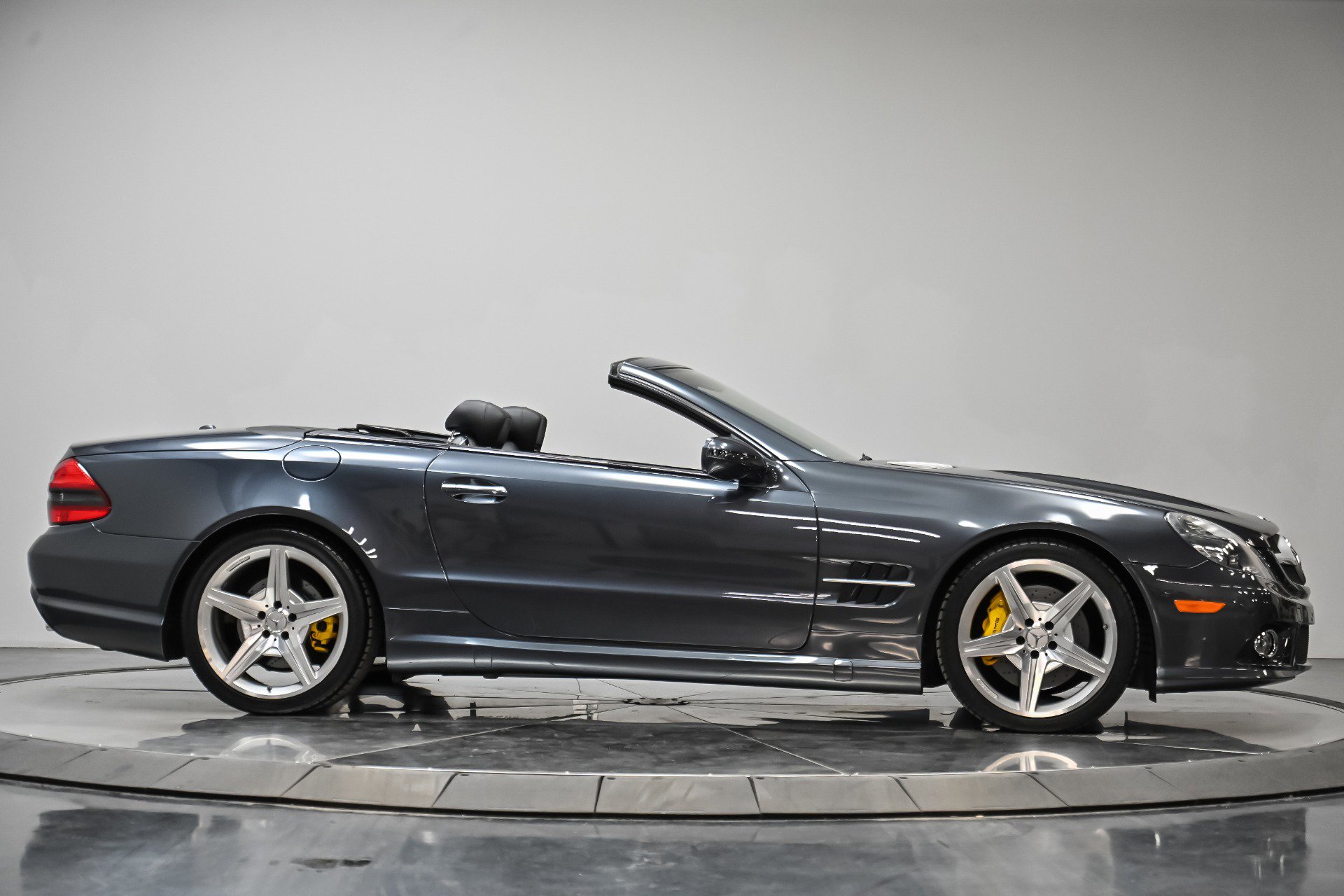 Used 2009 Mercedes-Benz SL 550 image 15
