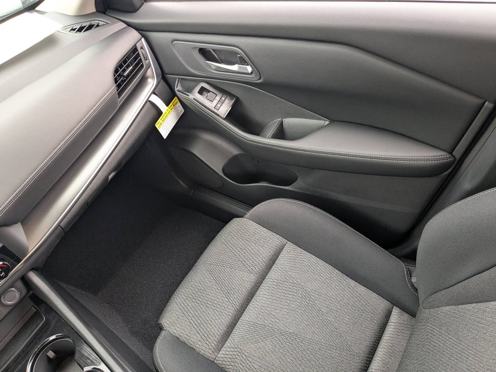 New 2026 Nissan Rogue SV FWD image 23