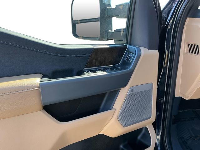 Certified 2023 Ford F250 Lariat w/ Chrome Package image 11