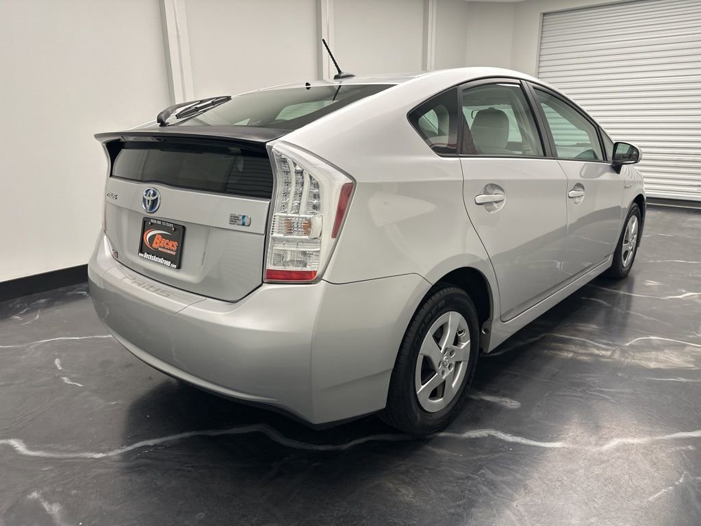 Used 2010 Toyota Prius Three image 3