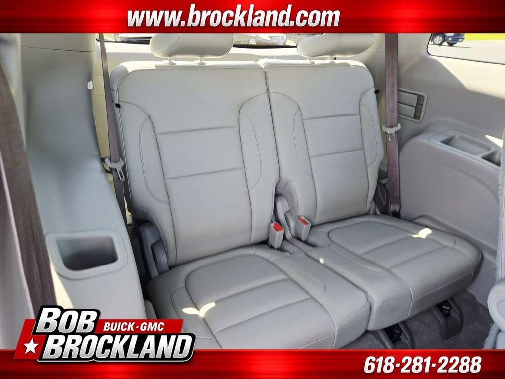 Used 2017 GMC Acadia SLT FWD image 16