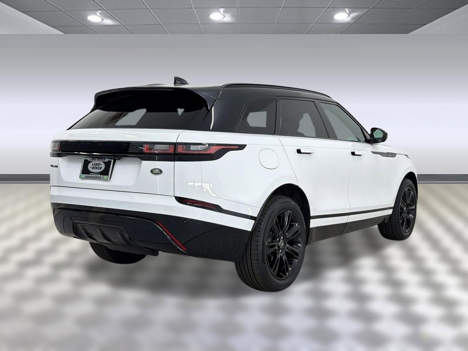 Used 2022 Land Rover Range Rover Velar R-Dynamic S image 9
