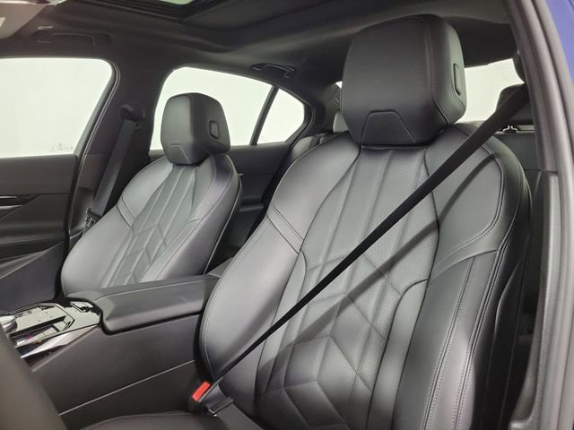 Used 2025 BMW 530i image 20