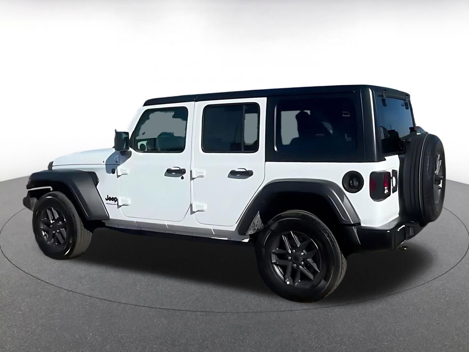 Used 2025 Jeep Wrangler Sport S image 10