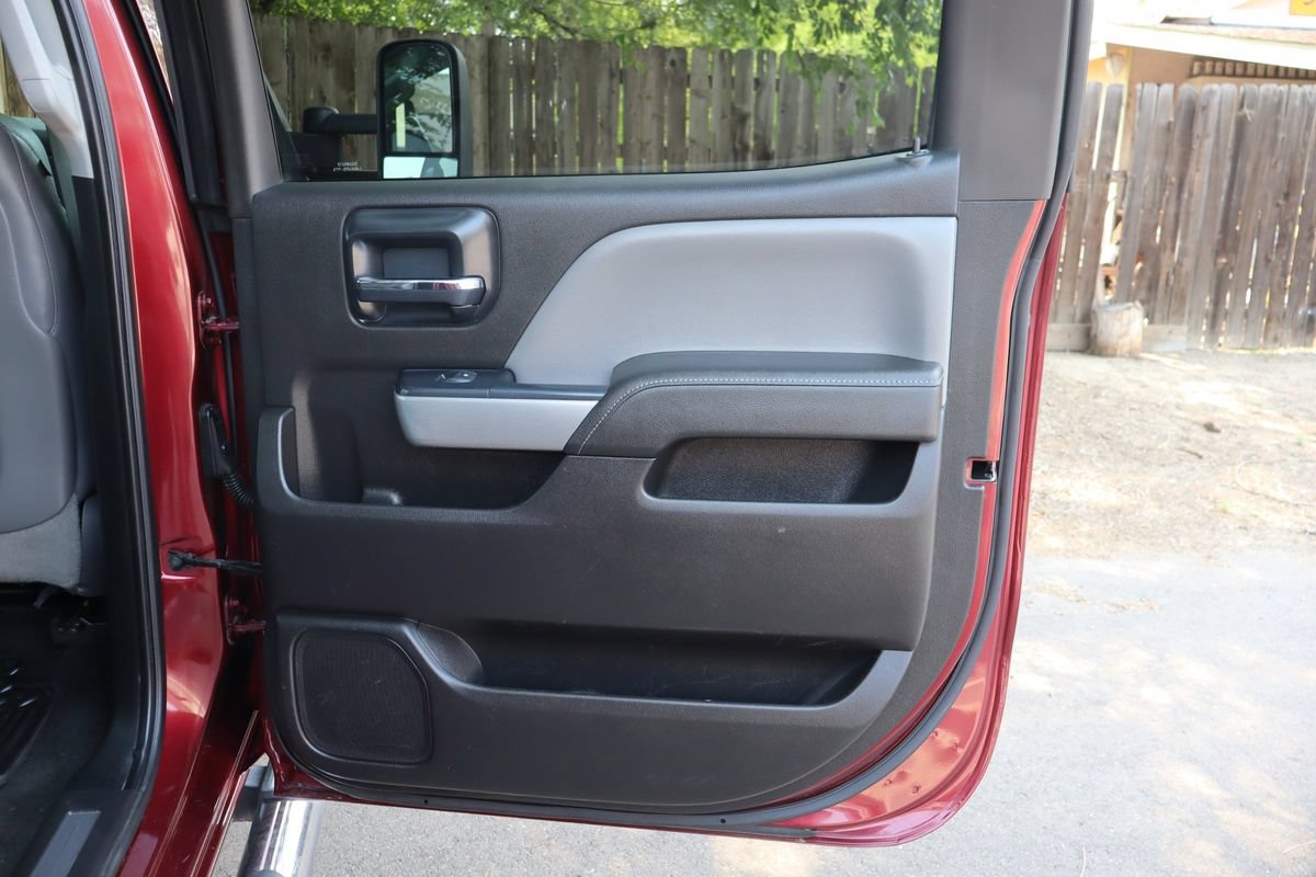 Used 2015 Chevrolet Silverado 2500 LTZ w/ Duramax Plus Package AWD/4WD image 26