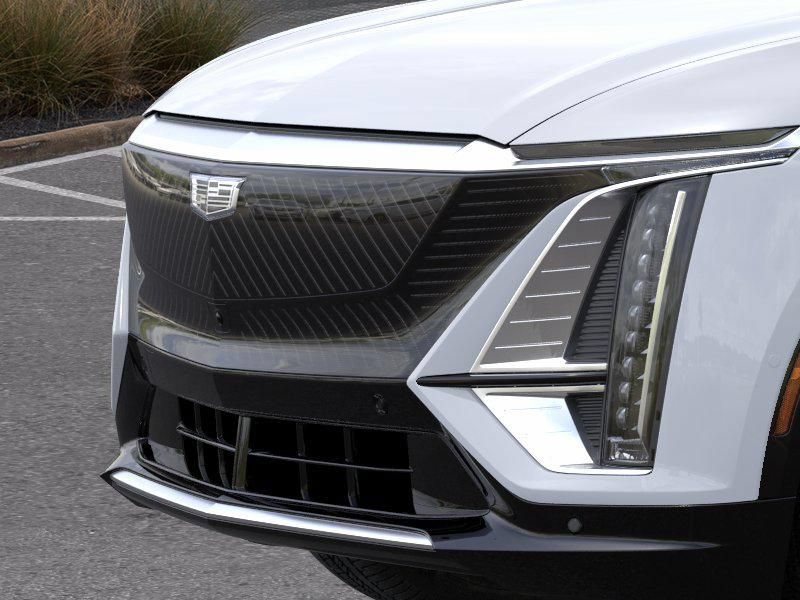 New 2026 Cadillac Lyriq Luxury w/ LPO, Floor Liner Package AWD/4WD image 13