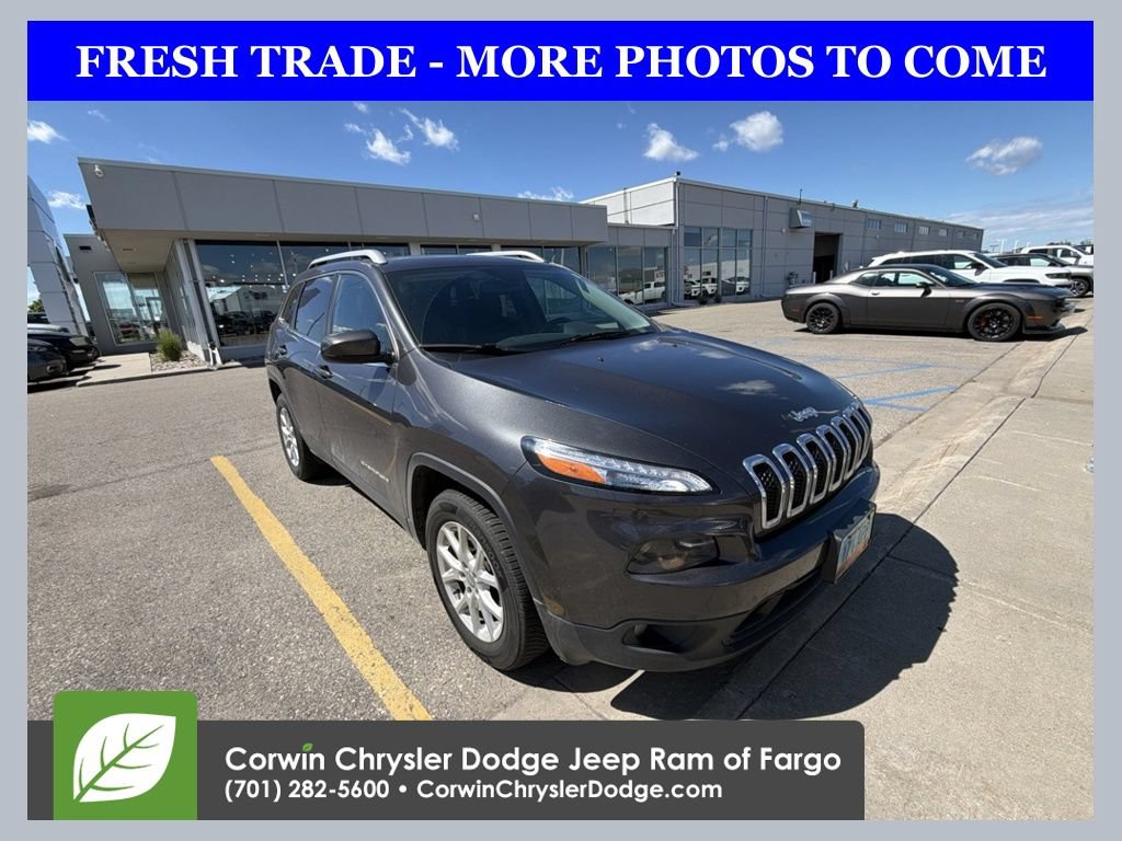 Used 2015 Jeep Cherokee Latitude AWD/4WD image 1