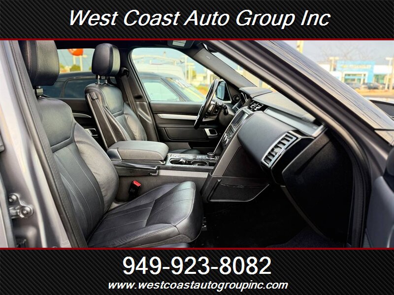 Used 2020 Land Rover Discovery Landmark AWD/4WD image 13