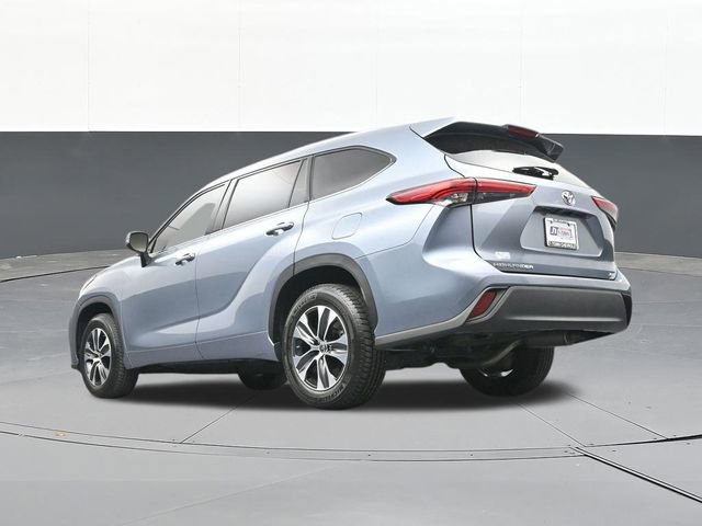 Used 2021 Toyota Highlander XLE image 48