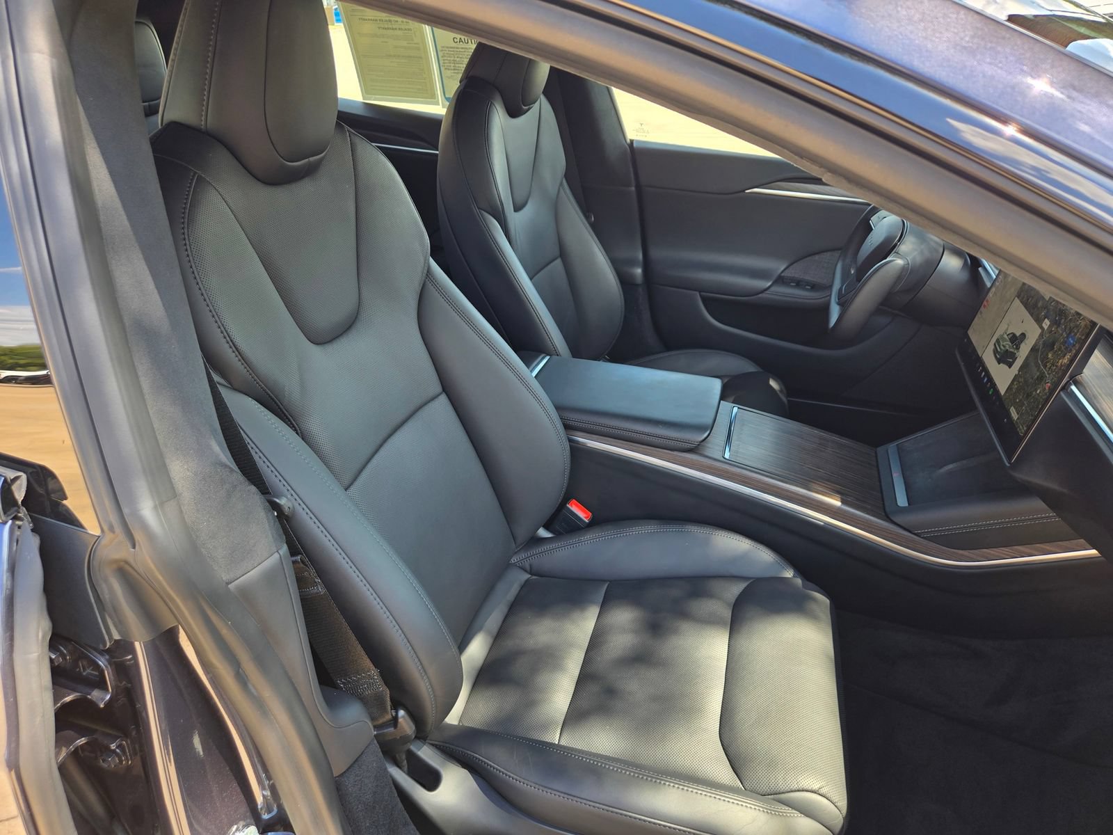 Used 2022 Tesla Model S AWD/4WD image 25