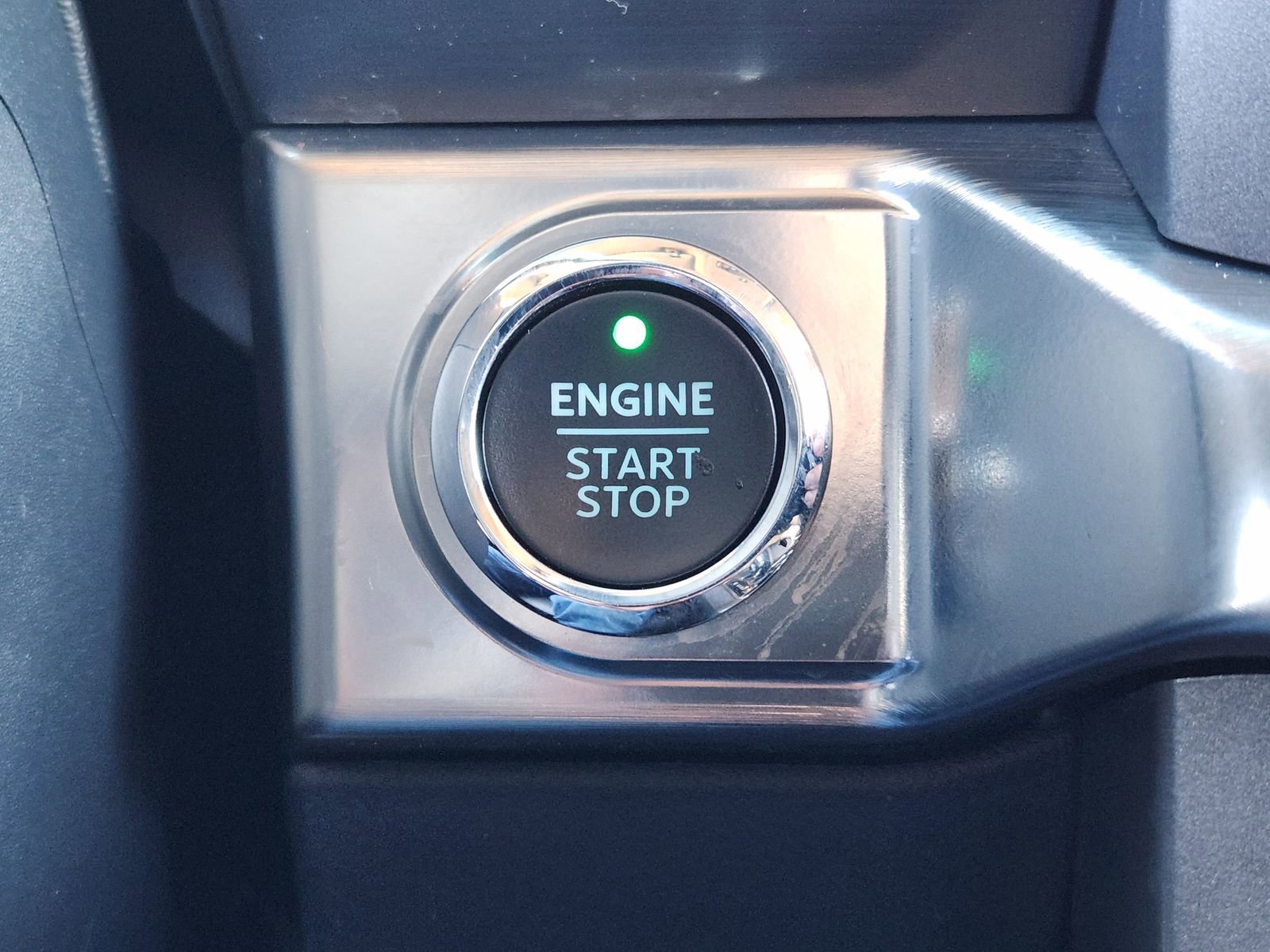 Used 2023 Ford F150 Lariat w/ Trailer Tow Package image 24