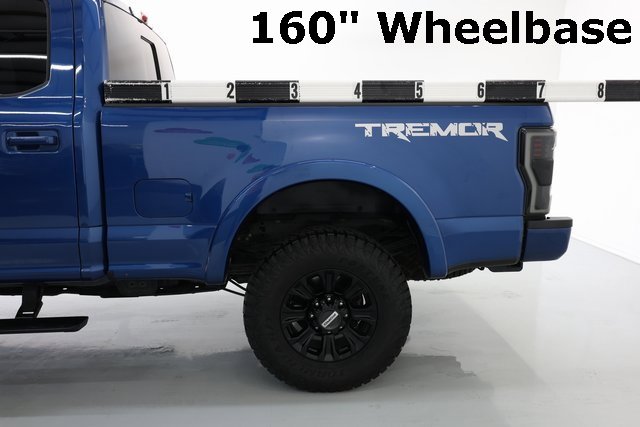 Used 2022 Ford F350 Platinum w/ Tremor Off-Road Package image 32