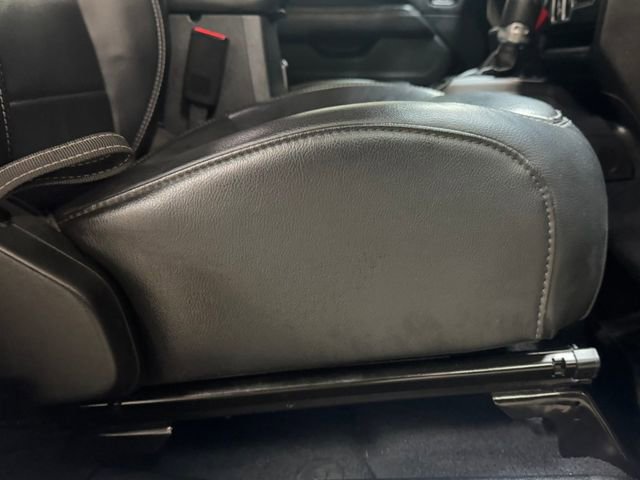 Used 2018 Jeep Wrangler Unlimited Sahara image 37