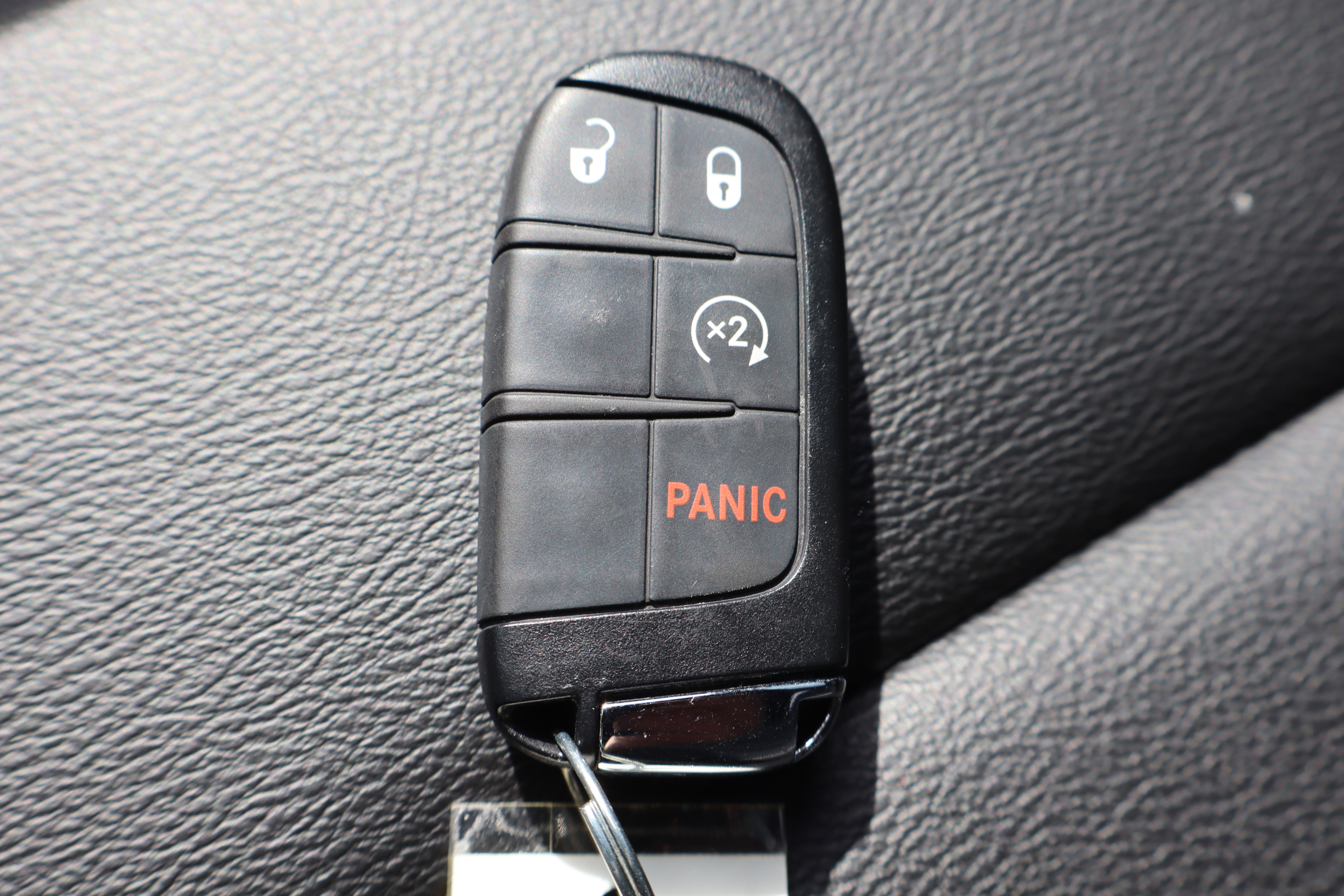 Used 2025 Jeep Compass Limited AWD/4WD image 27