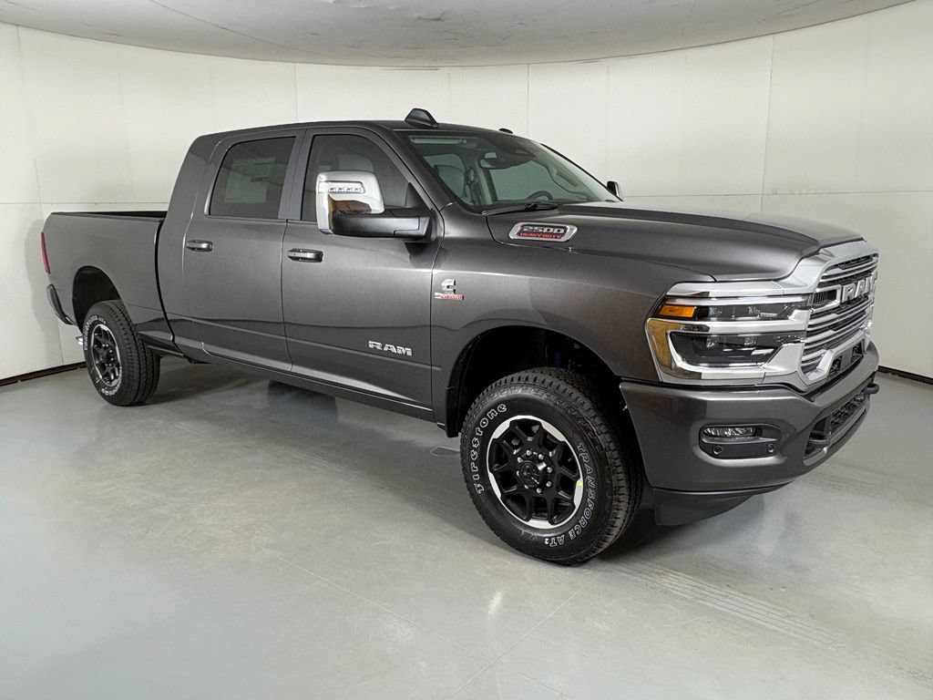 New 2026 RAM 2500 Laramie AWD/4WD image 9