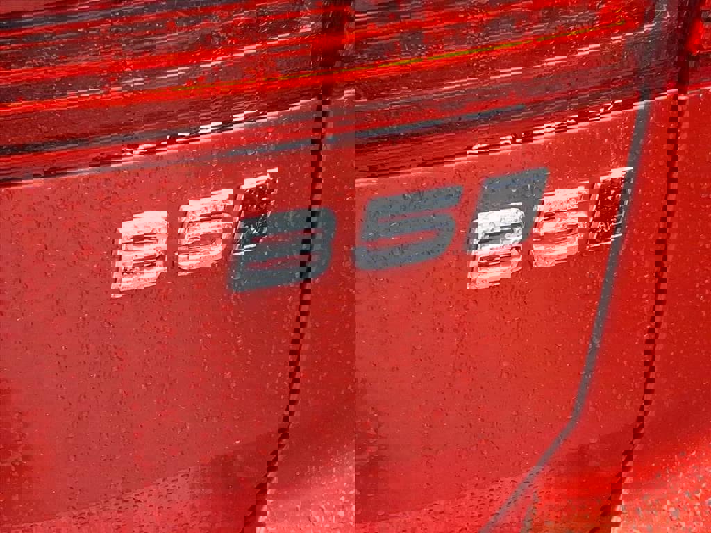 Certified 2023 Volvo XC60 B5 Ultimate image 10