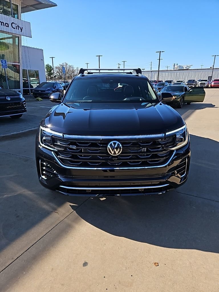 New 2026 Volkswagen Atlas Cross Sport SEL Premium R-Line AWD/4WD image 2