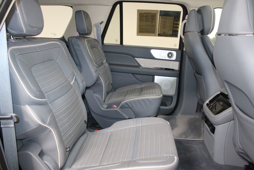 Used 2023 Lincoln Navigator L Black Label image 35