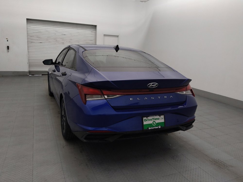Used 2021 Hyundai Elantra SEL image 5