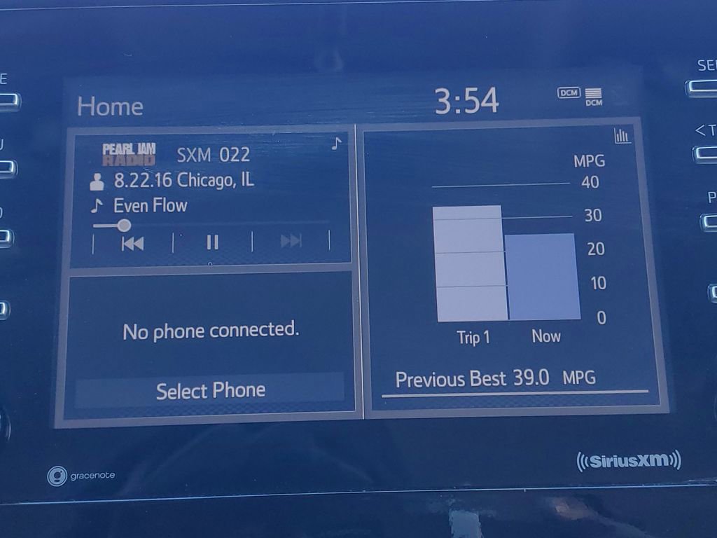 Used 2023 Toyota Camry SE image 20