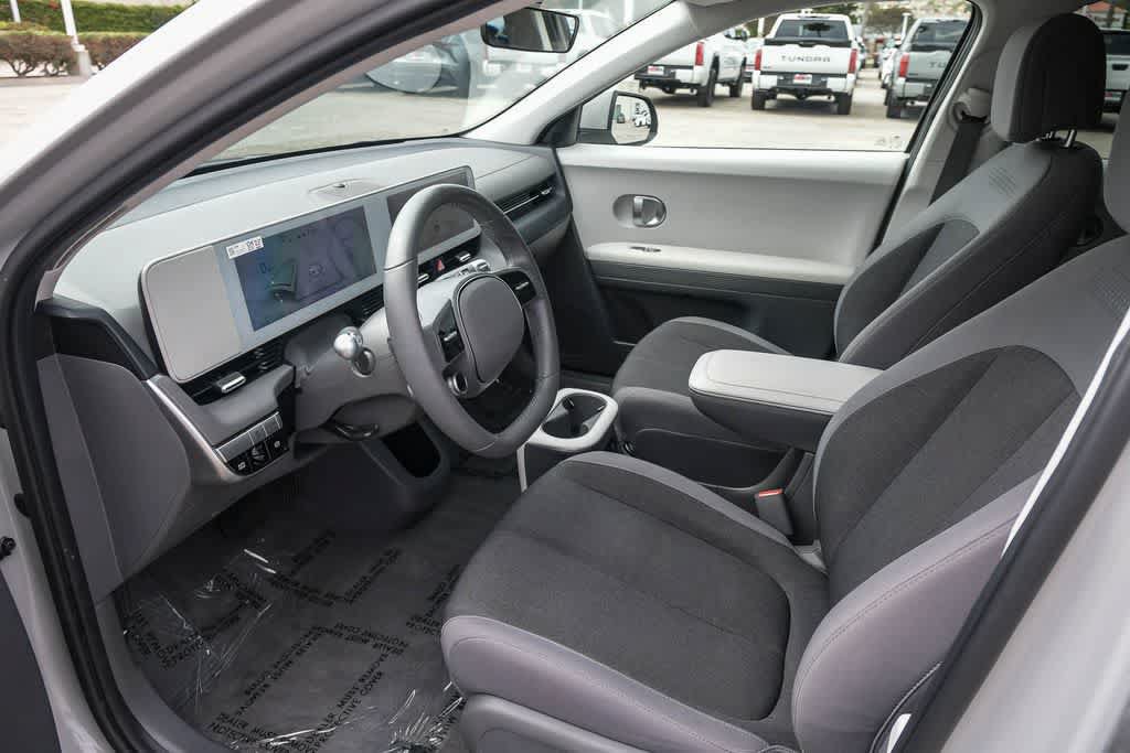 Used 2024 Hyundai Ioniq 5 SE RWD image 17