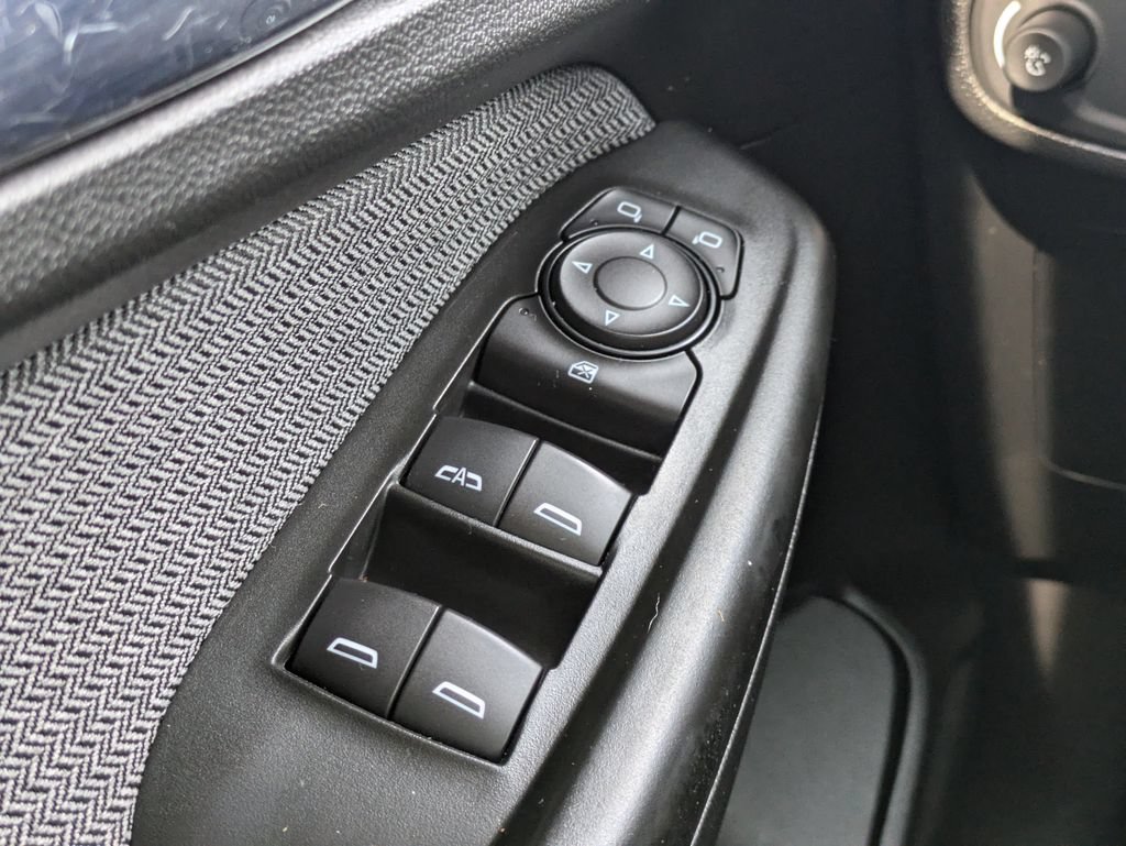 Used 2022 Chevrolet TrailBlazer LT w/ Convenience Package FWD image 21
