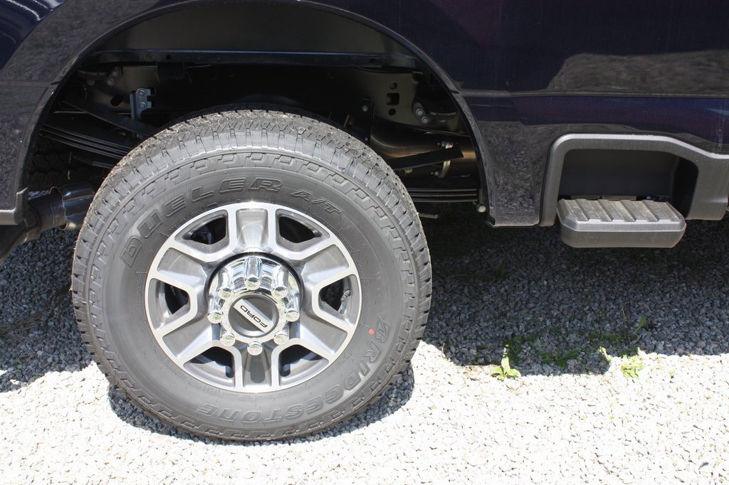 New 2025 Ford F250 Lariat w/ Lariat Ultimate Package image 10