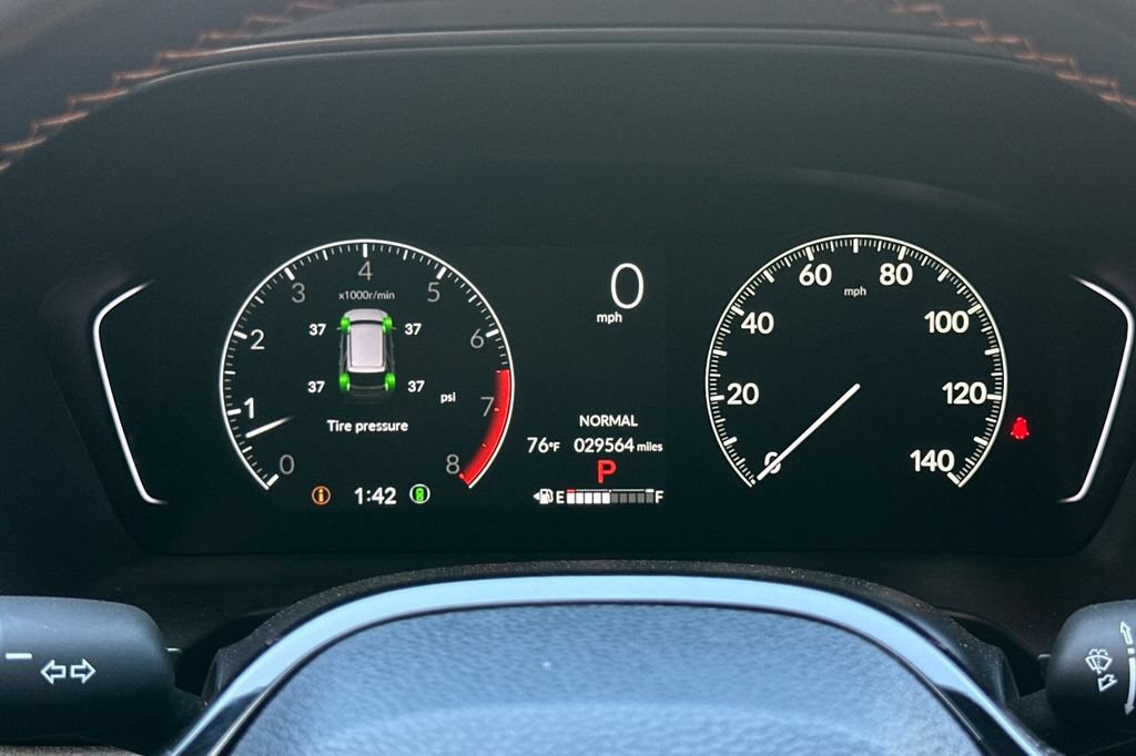 Certified 2025 Honda Pilot TrailSport image 30