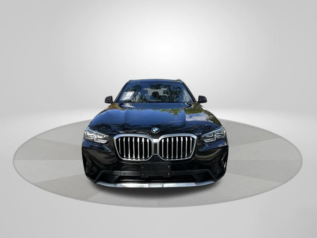 Used 2024 BMW X3 xDrive30i AWD/4WD image 2