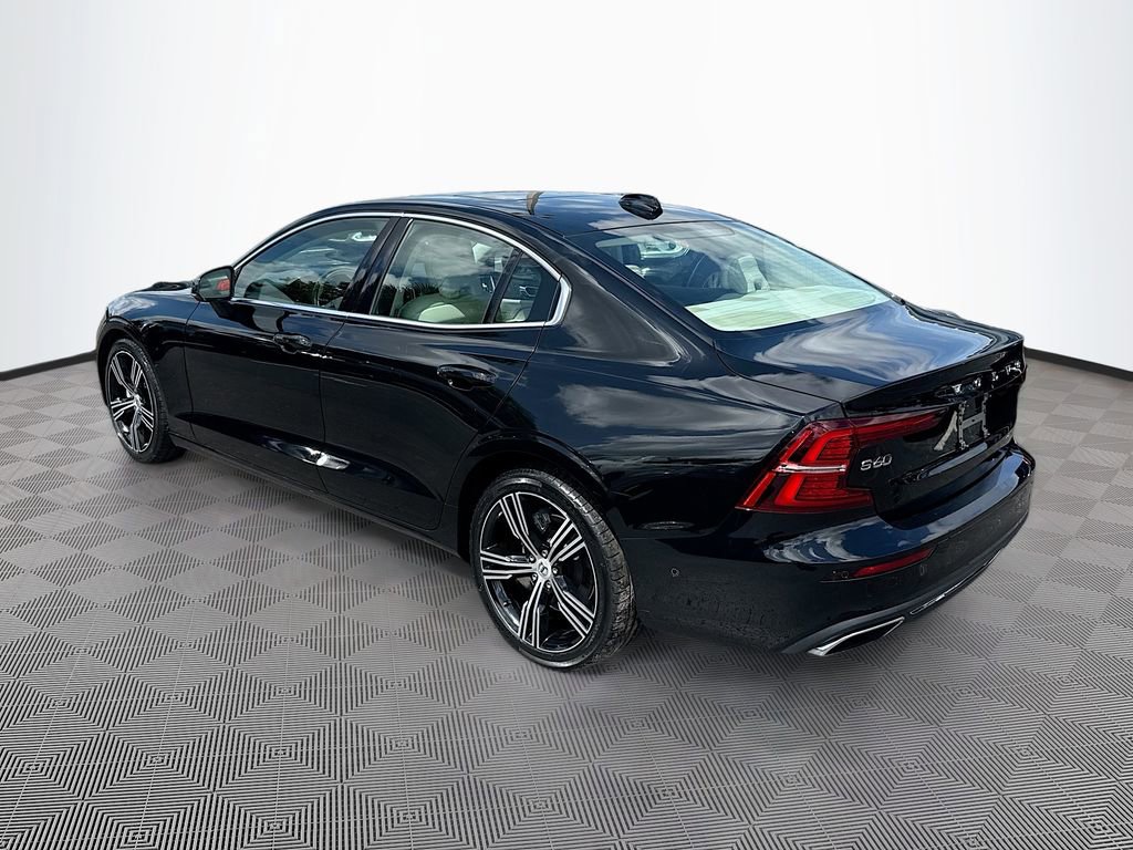 Used 2022 Volvo S60 B5 Inscription FWD image 6