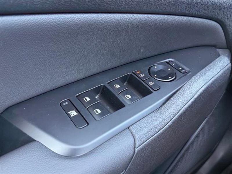 New 2026 Kia Sportage EX FWD image 20