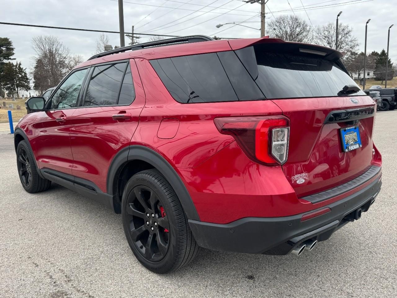 Used 2020 Ford Explorer ST w/ ST Street Pack image 5