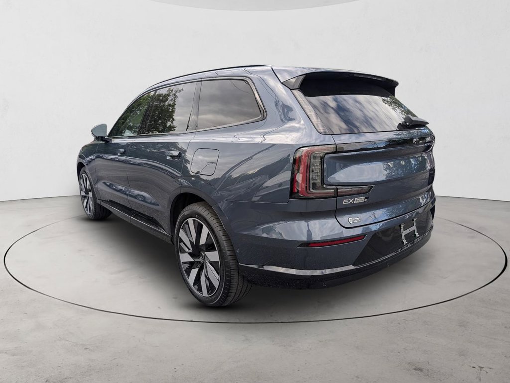 Certified 2025 Volvo EX90 Ultra AWD/4WD image 7
