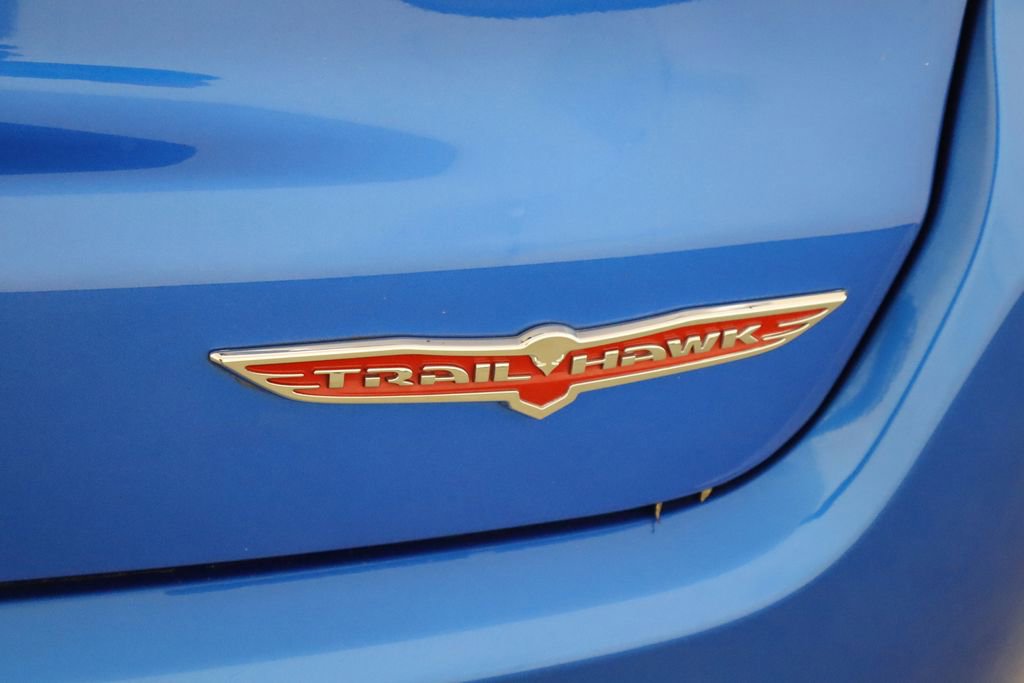 Used 2018 Jeep Compass Trailhawk w/ Cold Weather Group image 39