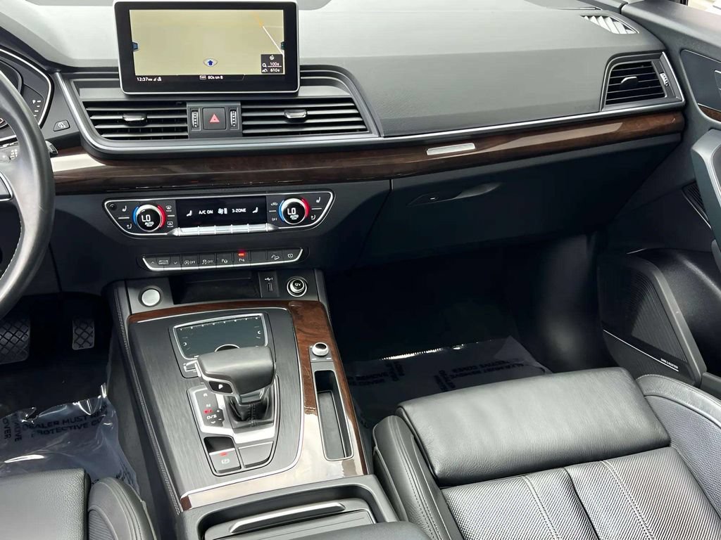 Used 2019 Audi Q5 Prestige w/ Prestige Package AWD/4WD image 21