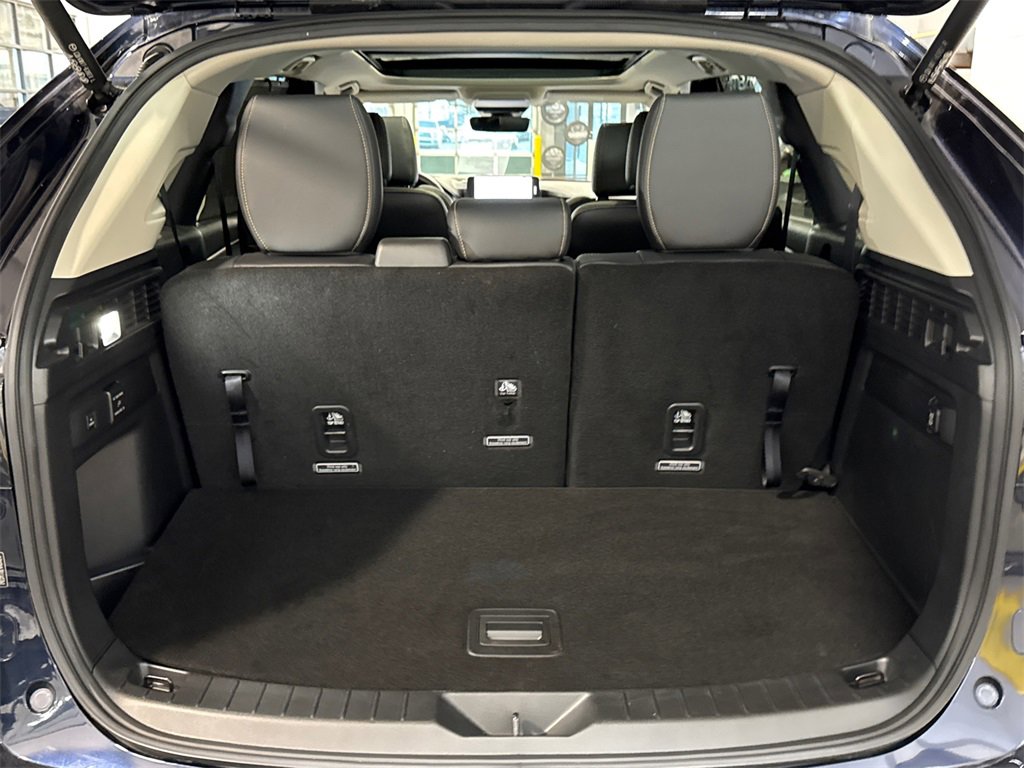 Certified 2024 MAZDA CX-90 Plug-In Hybrid w/ Premium Pkg image 12