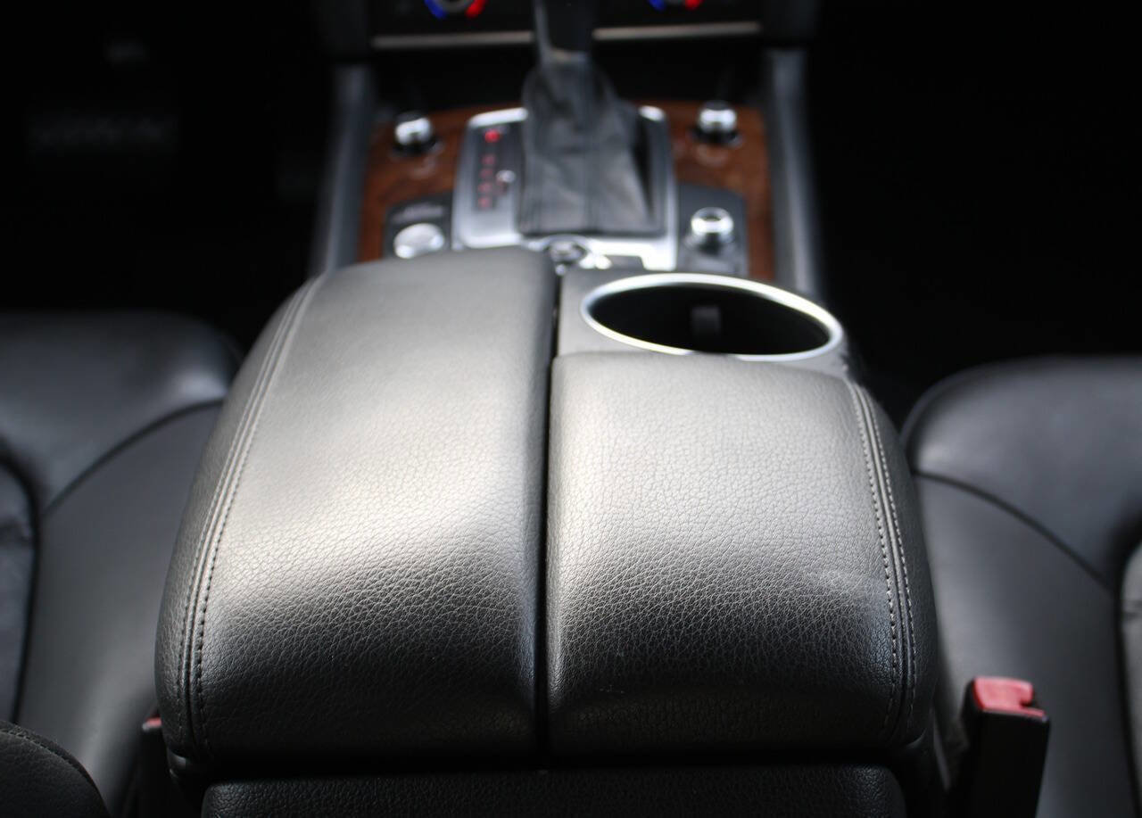 Used 2015 Audi Q7 3.0T Premium Plus w/ Premium Plus Package image 29