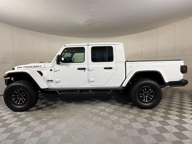 Used 2025 Jeep Gladiator Rubicon AWD/4WD image 3