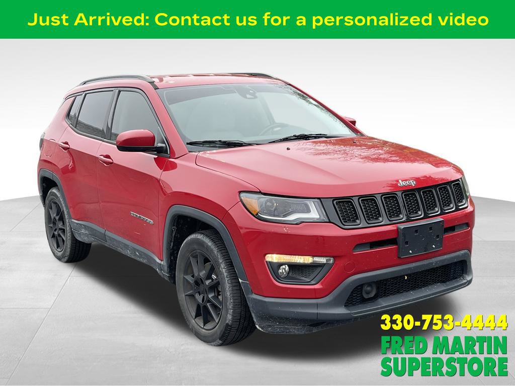 Used 2018 Jeep Compass Latitude w/ Popular Equipment Group AWD/4WD image 1
