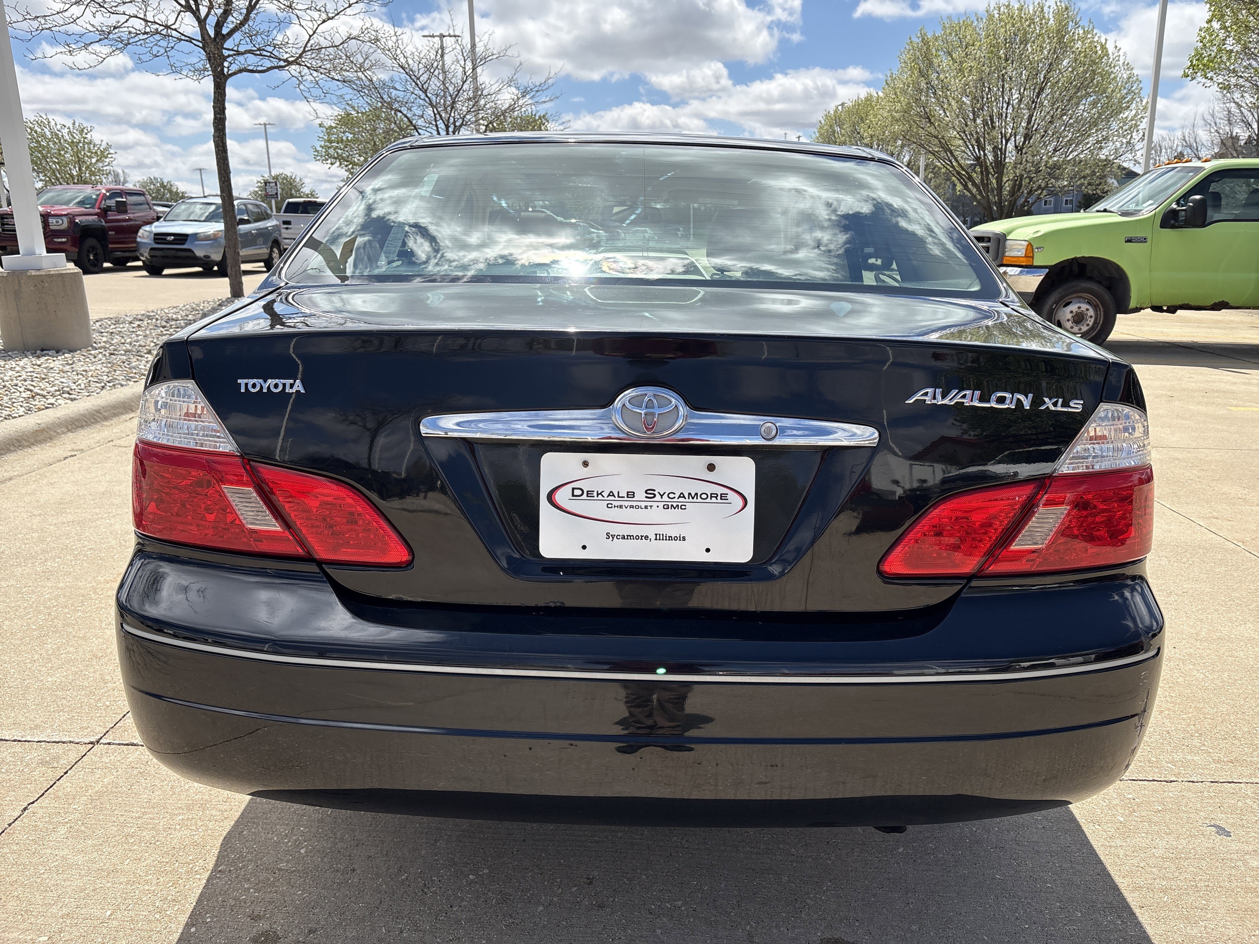 Used 2003 Toyota Avalon XLS image 6