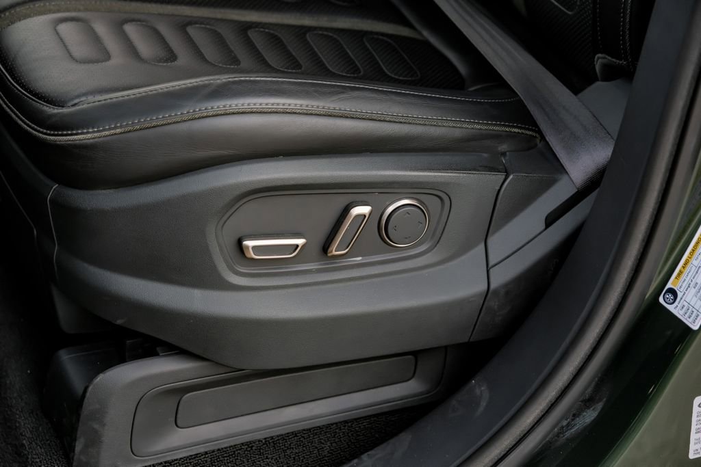 Used 2022 Rivian R1T Adventure image 36