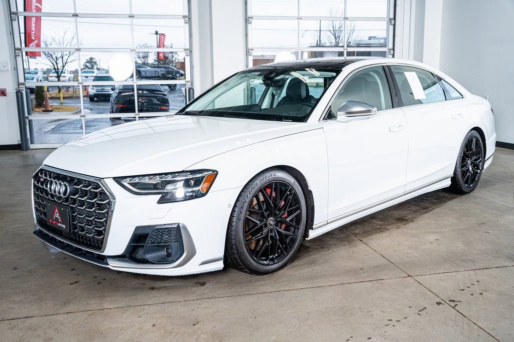 Used 2023 Audi S8 image 11