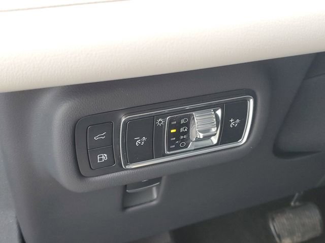 Certified 2024 Lincoln Nautilus Premier AWD/4WD image 13