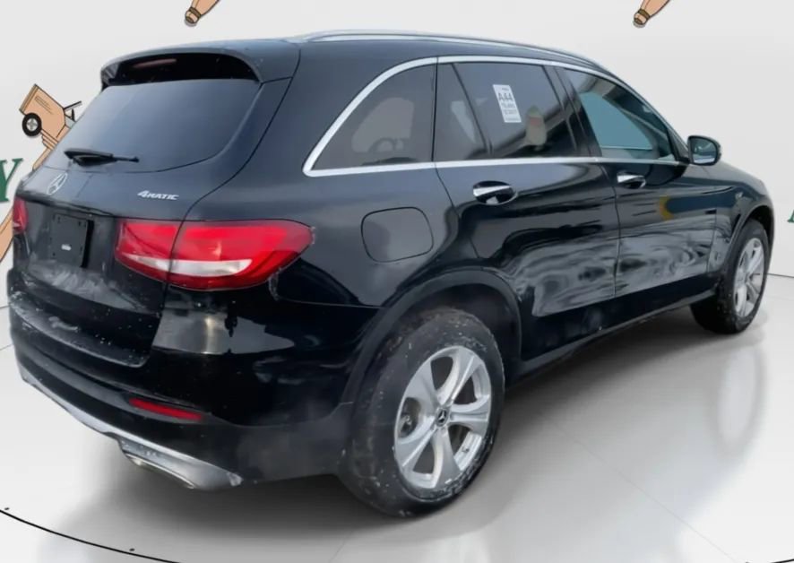 Used 2017 Mercedes-Benz GLC 300 4MATIC image 5