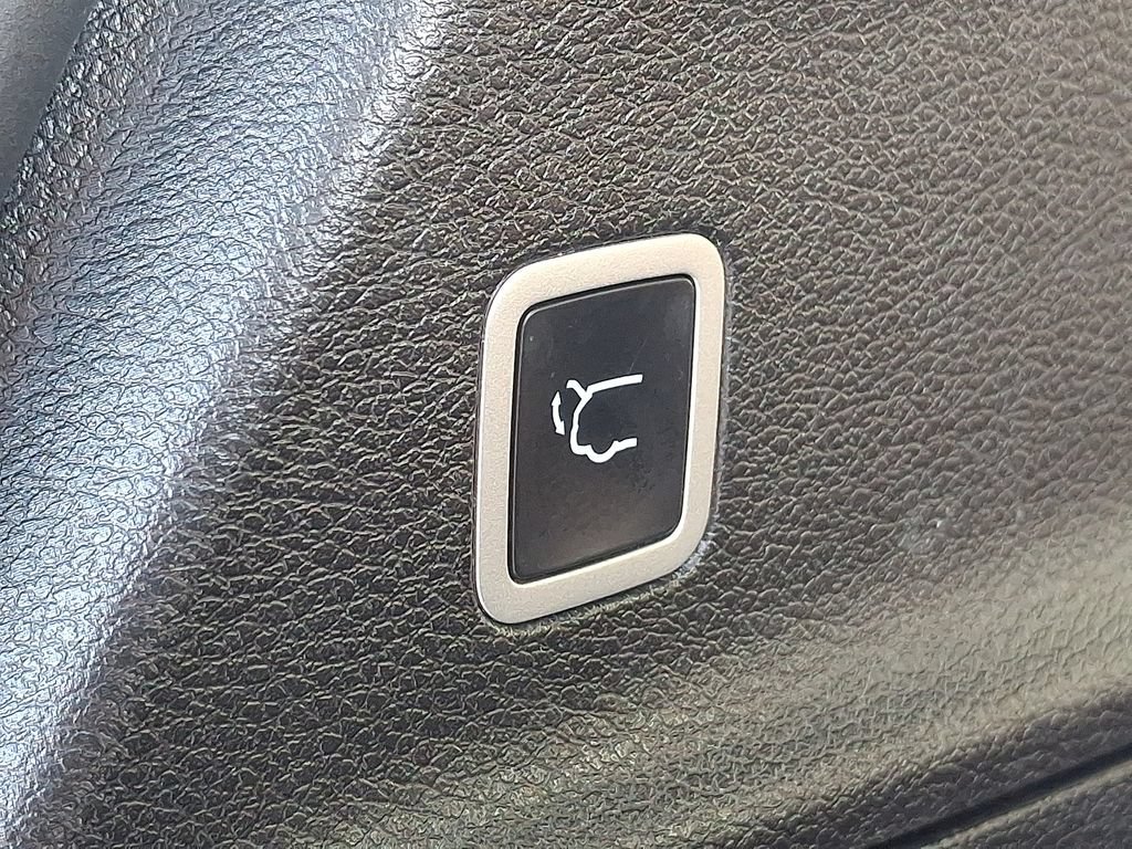 Used 2022 Chrysler Pacifica Pinnacle FWD image 31