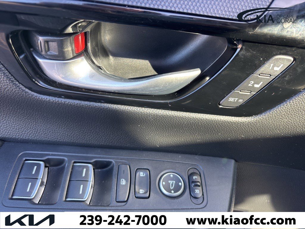 Used 2023 Honda CR-V EX-L image 17