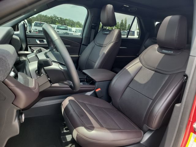 Used 2026 Ford Explorer Platinum RWD image 21