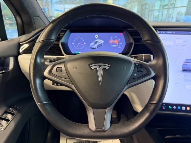 Used 2021 Tesla Model X Long Range AWD/4WD image 25