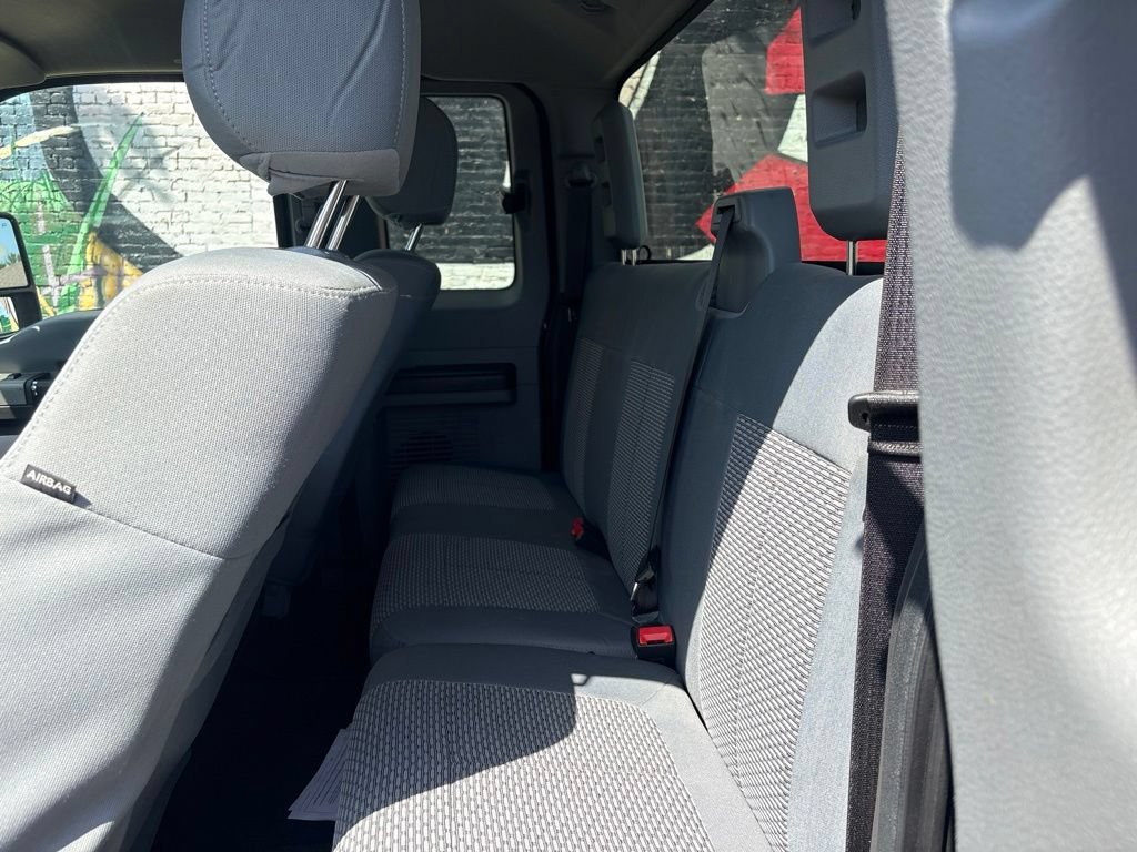 Used 2015 Ford F250 XLT w/ Camper Package AWD/4WD image 19