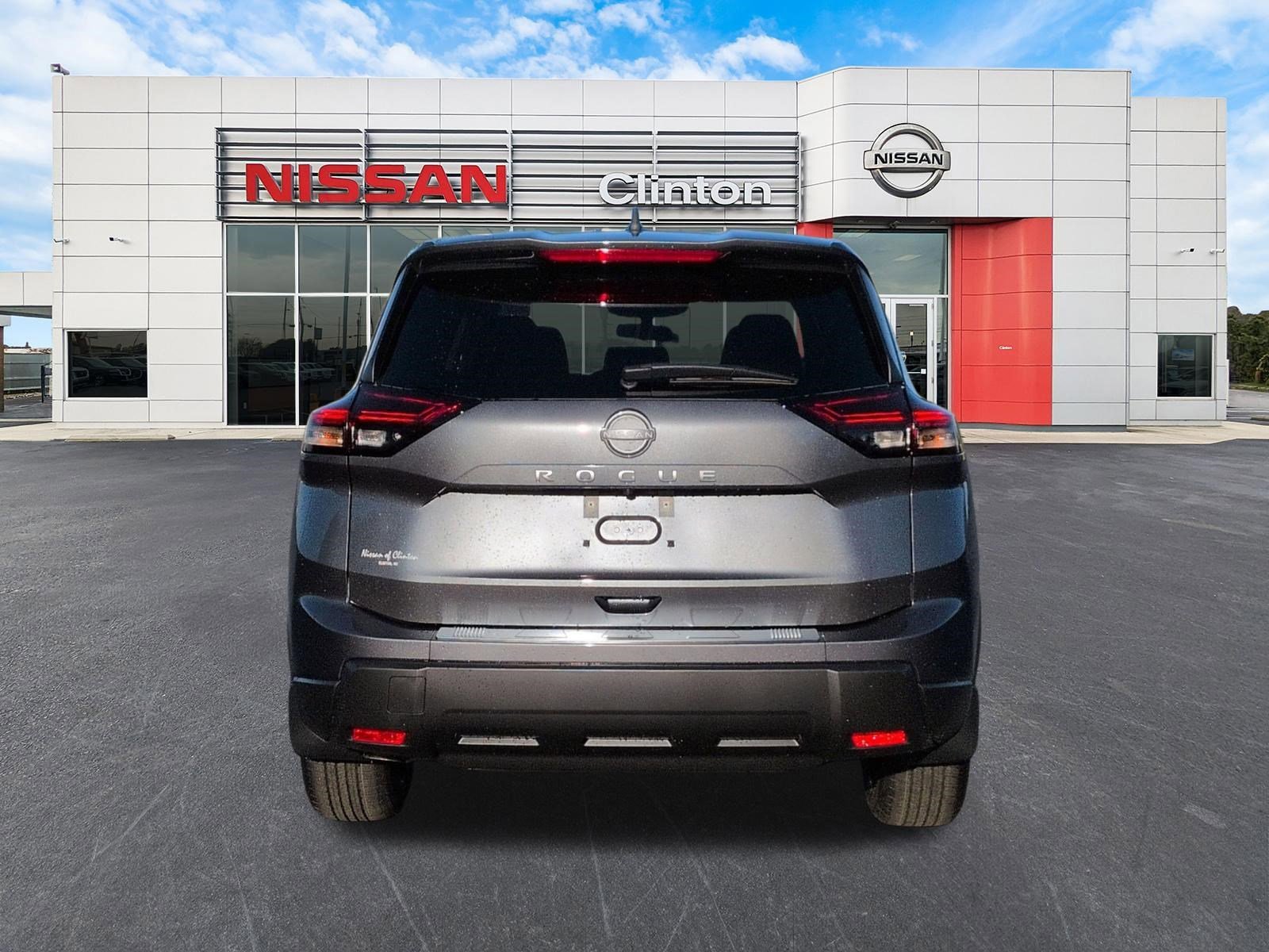 New 2026 Nissan Rogue SV FWD image 4